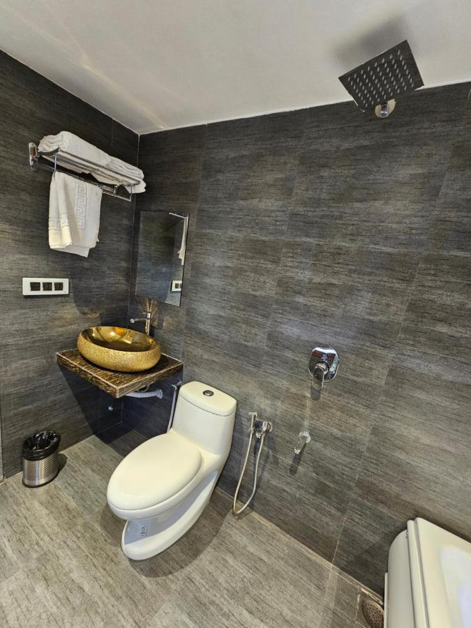 Rds Hotel أحمد أباد المظهر الخارجي الصورة