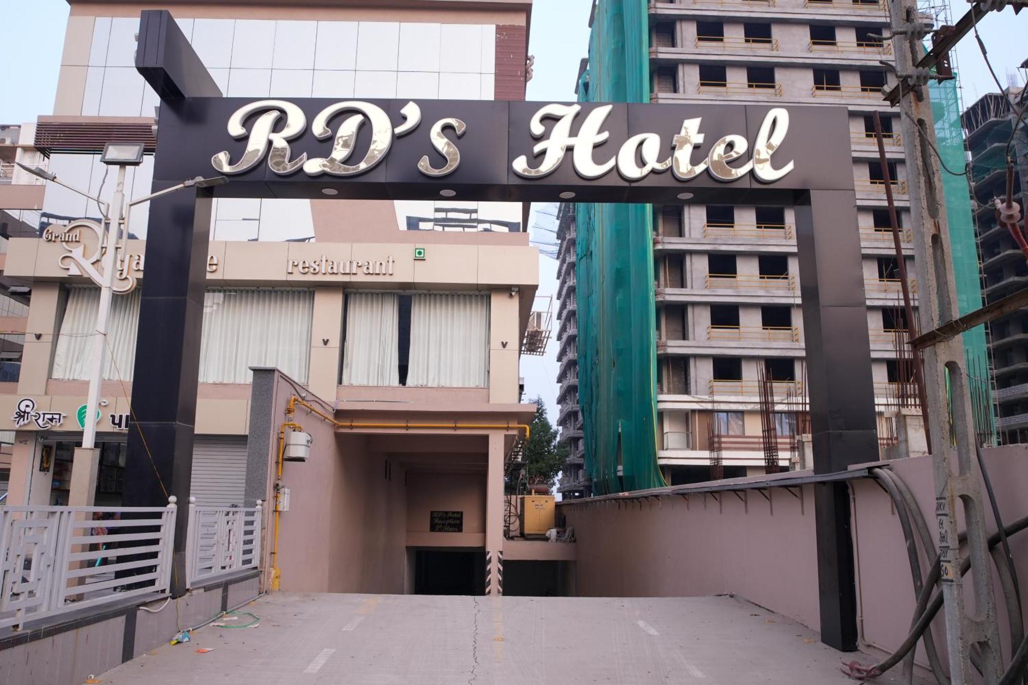 Rds Hotel أحمد أباد المظهر الخارجي الصورة