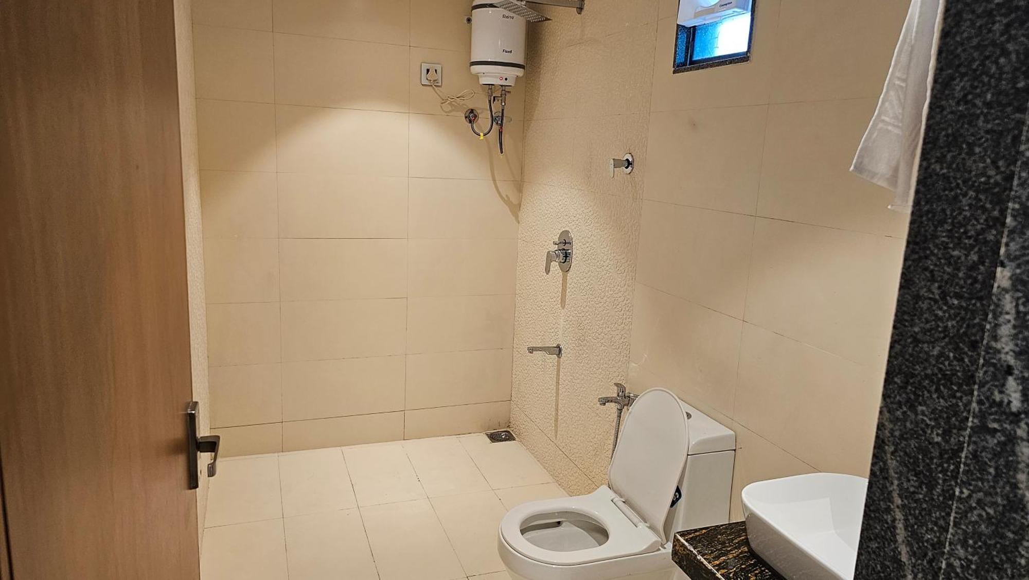 Rds Hotel أحمد أباد المظهر الخارجي الصورة
